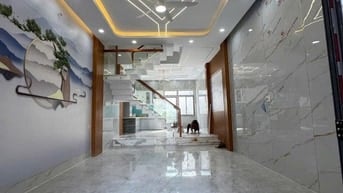 Chuyển về quê ở bán gấp nhà nở hậu 62m2 giá 975TR- Phạm Thế Hiển,Q8