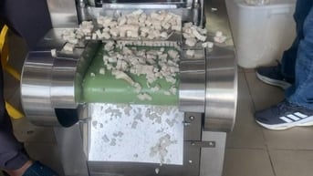 Máy cắt da heo,mỡ heo,máy cắt hạt lựu mỡ heo sấy giòn