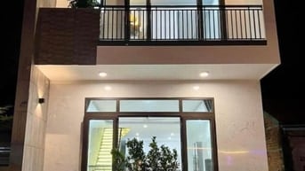 CẦN BÁN GẤP NHÀ 1 TRỆT 1 LẦU, SỔ HỒNG RIÊNG, GIÁ 900TR – LIÊN HỆ NGAY!