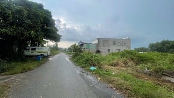 Bán biệt thự nhà vườn 1900m2 Có 300m2 thổ cư, Sông Lu, Hòa Phú, 7tỷ8