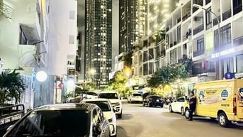 Cần bán gấp mặt tiền 3D Nguyễn Ngọc Phương Giáp Q1.DT: 6 x 12m, 5 tầng