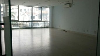 Cho thuê VP giá rẻ tòa nhà Bùi Đình Túy quận bình thạnh, 70m- 140m