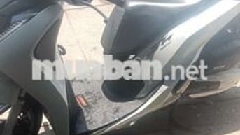 Xe trùm mềnh ít đi phụ nữ chạy