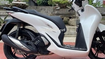 Bán Xe SH150i ABS 2022,tặng pk đã lắp thêm  20tr