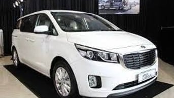 Cho thuê xe Kia Sedona 8 chỗ đời 2017, tự lái, theo ngày