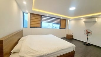 Bán nhà phố Tây Hồ, 150m2, 9 tầng, cho thuê dòng tiền, view hồ