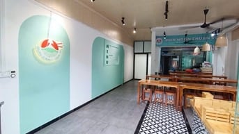 Cho thuê nhà Phố Tràng Tiền cực hót DT 50m2 MT,4m siêu đẹp 