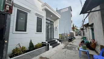 Bán Gấp Căn Nhà Mới hẻm 4m Huỳnh Tấn Phát, Quận 7, sổ hồng 
