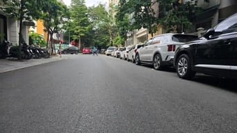 Bán nhà 4 tầng phố Tây Sơn, ngõ ôtô to như phố, có vỉa hè, 60m2. 19 tỷ