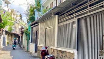 Cho thuê nguyên căn nhà nhỏ 51A3 Phan Tây Hồ, Phường 7, Phú Nhuận