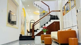 Chính Chủ Cần Bán Căn Nhà| Hát Giang, Tân Bình| DT 56m2| Giá 2Tỷ580|