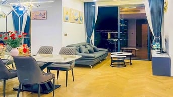 Cần bán Căn hộ tại Lumiere Riverside tầng cao gồm 2 phòng ngủ 77m2