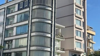Cho thuê nhà mặt tiền khánh hội.P6.Q4,dt:6x18m,giá:90tr/tháng