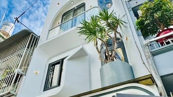 Bán gấp nhà riêng đường Nguyễn Văn Hưởng, Thảo Điền, Q2. Chỉ 2,5tỷ. 