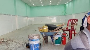 Cho thuê nhà mặt tiền Tô Ký 7x20 trệt 1 lầu , trống suốt thuận tiện Ki