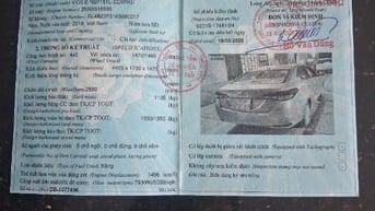xe con tot,1 doi chu,bien so thanh pho ho chi minh
