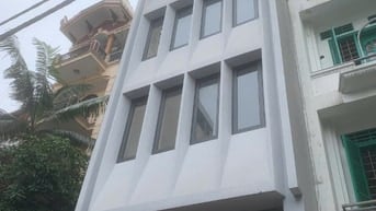 Cho thuê tòa nhà mặt phố Lê Quý Đôn, 90m2 x 8 tầng thông sàn, 60tr