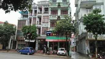 BÁN NHÀ HOÀNG QUỐC VIỆT, Ô TÔ TRÁNH, 52M2 × 5 TẦNG THANG MÁY,   21 TỶ