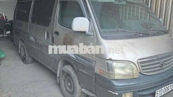 Toyota Hiace 2002 Van 3 chỗ - 800000 km