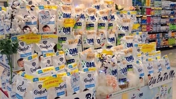 Quầy Hàng Quận Bình Tân Tuyển Gấp Nam Nữ Đi Làm Ngay 
