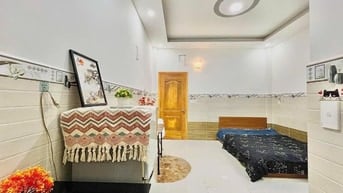 Chính chủ cho thuê phòng 3tr4/thang sẵn máy lạn Đ. Nguyễn Thị Tú 