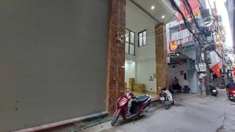 Chính chủ bán nhà ngõ 61 Nguyễn Đình Chiểu. Diện tích 27m2, 3 tầng.