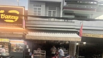 BÁN NHÀ MẶT TIỀN KINH DOANH BÁN TẠP HOÁ GIÁ 1TỶ1 