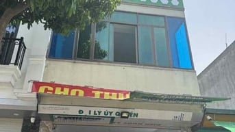 NHÀ PHỐ NGỌC LÂM - 30M - MT4M - OTO TRÁNH - KINH DOANH - CHỈ 10.5 TỶ