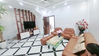 Bán nhà Xuân Đỉnh - Bắc Từ Liêm, Dt 40m2, 5t, mt 6m, đẹp về ở ngay.