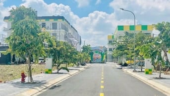 Đất mặt tiền đường Tỉnh Lộ 824 - Ngay thị trấn Đức Hoà - gần Vinhomes