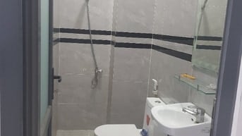 PHÒNG CHO THUÊ (ƯU TIÊN NỮ HOẶC 2 VỢ CHỒNG)