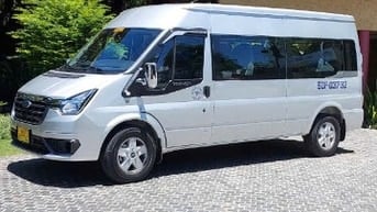Cần tuyển 2 lái xe 16 chỗ chạy Tour khách Tây 