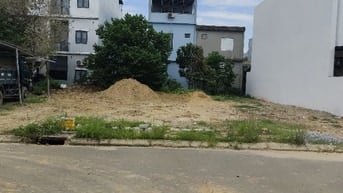 Mặt tiền Cồn Dầu 7- Hòa Xuân. Đường 5.5m thông, đối diện công viên. 