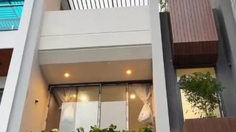 CHÚ TÀI BÌNH ĐỊNH cần bán gấp  bán nhanh Quận 10 Đường Lý Thường Kiệt