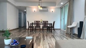 Bán nhanh căn hộ 3 phòng ngủ 157m tại The Manor cách quận 1 - 5ph