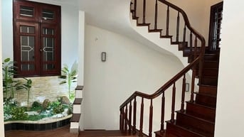 Cho thuê biệt thự dịch vọng-Cầu Giấy 155m2