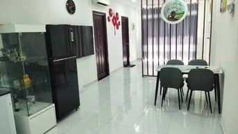 Cho thuê Căn hộ Phan Văn Trị Quận 5, Dt : 66 m2, 2PN, Giá : 10.5 tr/th