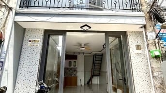 Nhà 57/26/bông sao P5Q8.4x8m 2tỷ780tr.TL).nhà mới