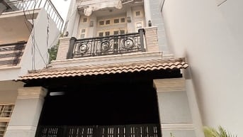 Nhà bán Phú nhuận đường trần hữu trang đoạn Hồ biểu chánh 8 Đồng 