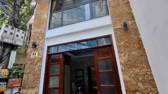 Mời thuê Nha 7 tầng thang máy số 8 ngõ 29 khương hạ 46m mt 5m 25 tr/1t