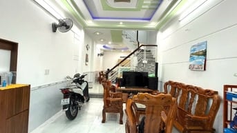 Nhà đẹp DT:4,2x14m Cao cấp hẻm Nguyễn Duy Cung, P12, Q.Gò Vấp.