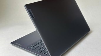 Laptop Lenovo Ideapad Slim 3 15IRH8 Core i7-13620H / Ram 16GB / SSD 1T