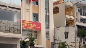 Mặt tiền Lý Thái Tổ gần Phố ẩm thực Hồ Thị Kỷ,Ngang 4,2m 5Tầng,Nở Hậu