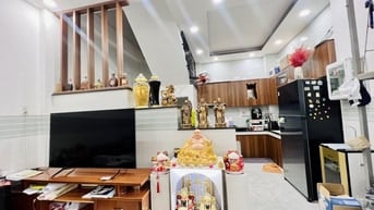 Siêu Phẩm Âu Cơ, Giáp Tân Bình, 5M X 13M, 4 Tầng,Hẻm 5M Thông,Hơn 8 Tỷ