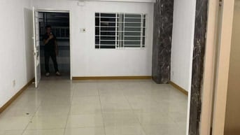 Cần Cho thuê Căn Hộ H3 Quận 4, Dt : 74 m2, 2PN, Giá : 10 tr/th,
