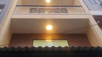 Nhà ngộp ngay AOEN Quận 8 , Đường ÂU DƯƠNG LÂN . DT 54m2. Gía 3t850