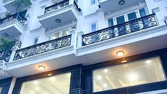 Hàng hiếm tại Hoàng Bật Đạt, 8,6 tỷ, 53,2 m2, 5PN + 5WC + 5T.QTB
