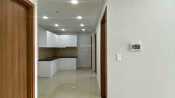Bán gấp chung cư căn góc 3pn, mặt tiền đường, gần chợ, giá cực tốt