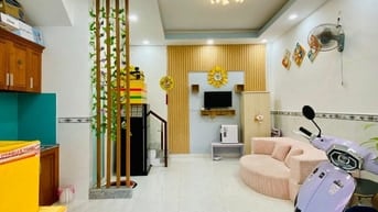 KẸT TIỀN BÁN GẤP MUA BÀN GIAO NHÀ NGAY Đ NGUYỄN VĂN NGUYỄN, QUẬN 1