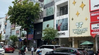 Chính chủ Cầnbán nhà 2MTKD bàn cờ_3,5x22m, 4 lầu, nở hậu giá 24,4tỷ!